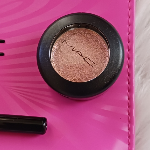 MAC Cosmetics Last Dance Dazzleshadow Eyeshadow and Liner Bundle - Picture 2 of 6